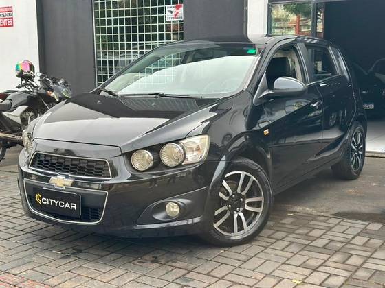 CHEVROLET SONIC 1.6 LTZ 16V FLEX 4P AUTOMÁTICO CHEVROLET SONIC 1.6 LTZ 16V FLEX 4P AUTOMÁTICO